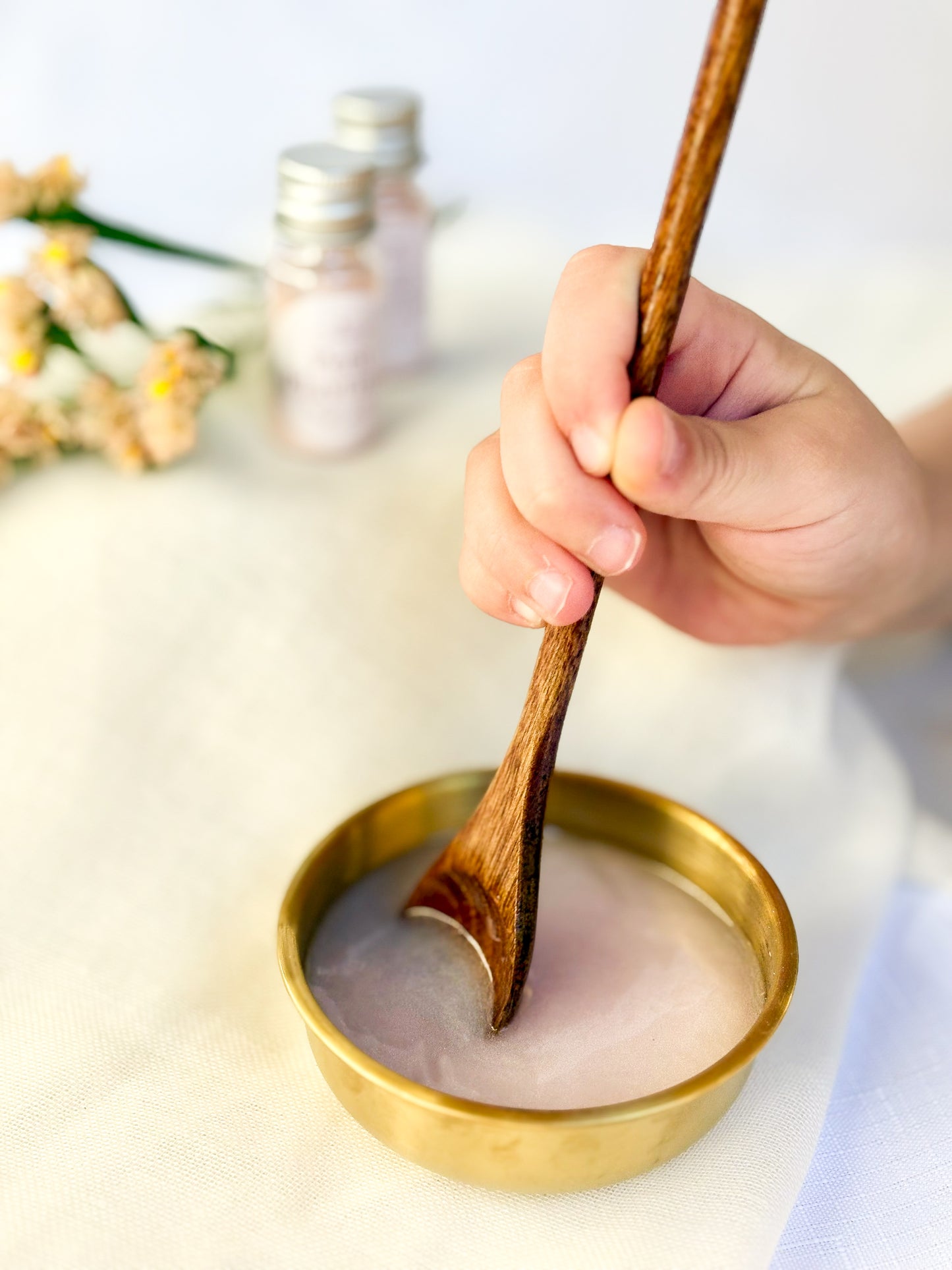 Moonbeam Sensory Powder