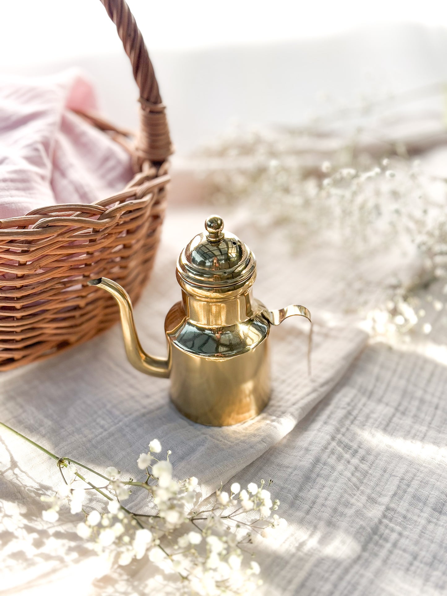 Petit Elixir Teapot- Gold